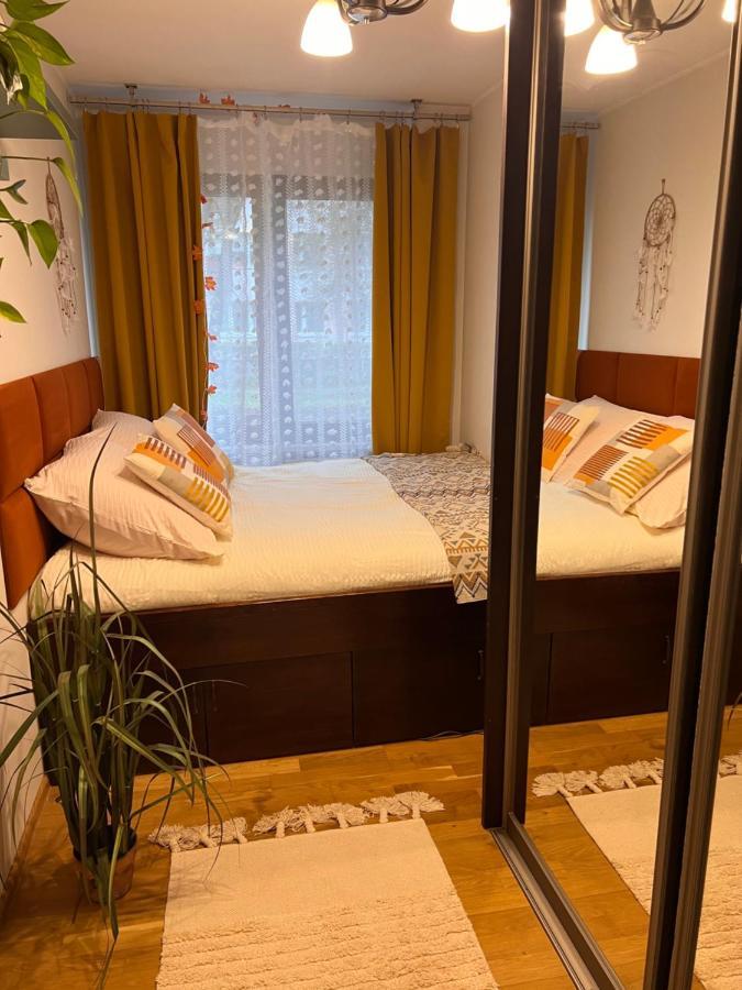 Yellow Apartment Airport Galeria Mokotow Netflix Βαρσοβία Εξωτερικό φωτογραφία