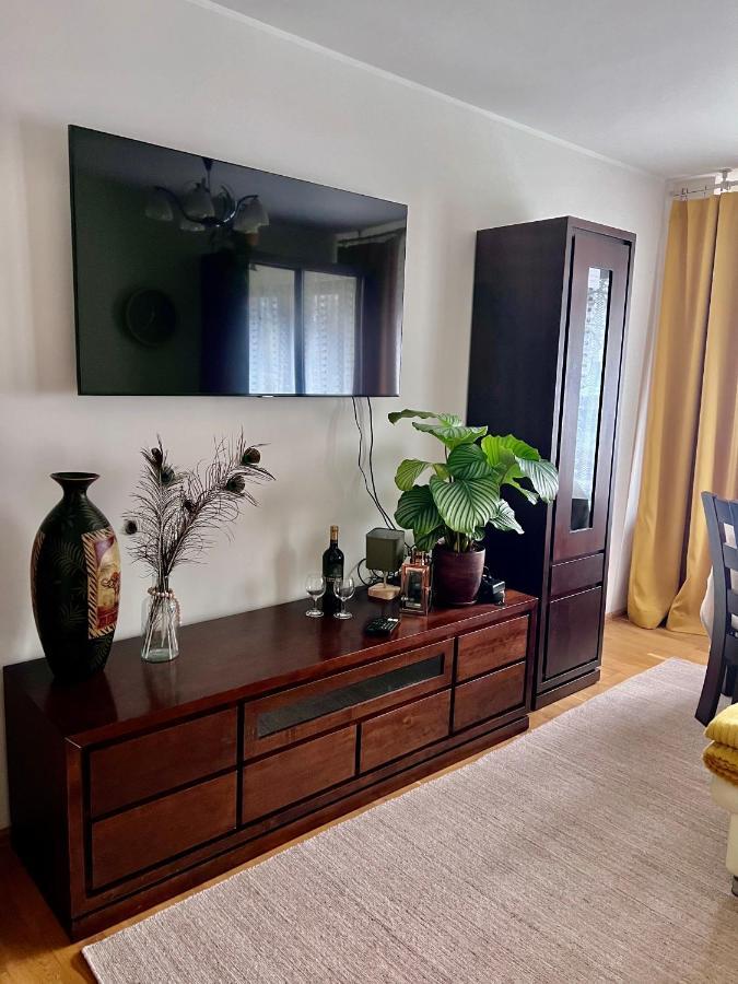 Yellow Apartment Airport Galeria Mokotow Netflix Βαρσοβία Εξωτερικό φωτογραφία