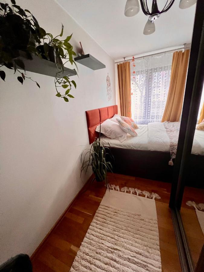 Yellow Apartment Airport Galeria Mokotow Netflix Βαρσοβία Εξωτερικό φωτογραφία